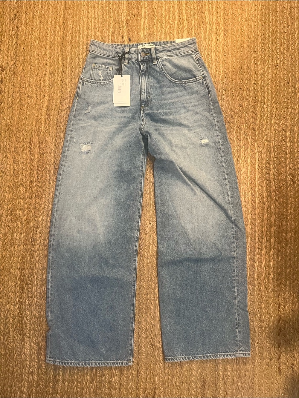 Icon denim Light Wash High-Rise Wide Leg Jeans - same that Taylor swift wore